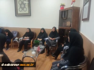 برگزاری مراسم تقدیر از خدمات و تلاش های سرکار خانم صانعی حراست محترم دانشکده  7