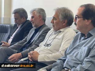 تجلیل از مدیران محترم گروه همزمان با هفته گرامیداشت مقام معلم با اهدا اولین دست ساخته های دانشجویان دانشکده ملی مهارت دختران سبزوار در کانون شکوفایی خلاقیت و نوآوری
