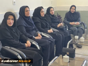 تجلیل از مدیران محترم گروه همزمان با هفته گرامیداشت مقام معلم با اهدا اولین دست ساخته های دانشجویان دانشکده ملی مهارت دختران سبزوار در کانون شکوفایی خلاقیت و نوآوری

